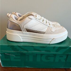 Le Tigre Cream and metalic Silver Sneakers 8
